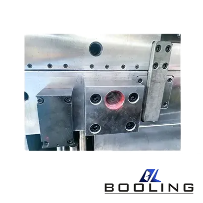 injection mold maker