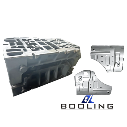 Automobile magnesium stamping die